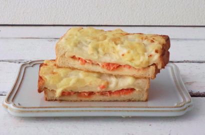 サーモンチーズクロック