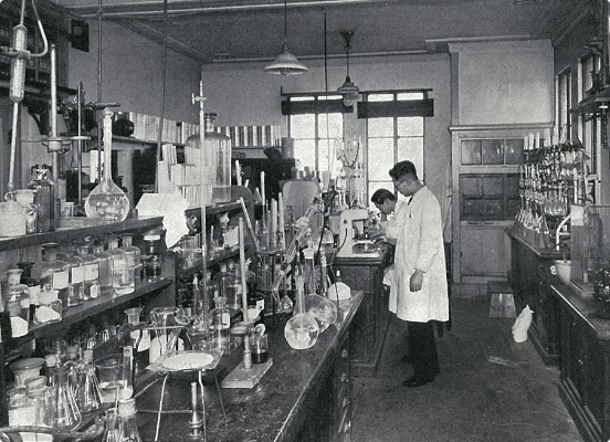 研究の積み重ねは医薬品、健康食品事業へ